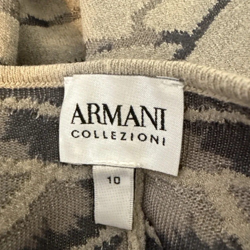 Armani‎ Collezioni Asymmetrical Zip Cardigan Knit Jacket Size US 10 Gray Stripe